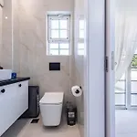 Katris Luxury Homes #1 * 伊利索斯