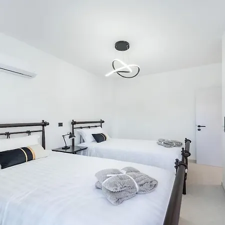 Apartment Katris Luxury Homes #1 *